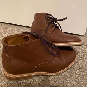 Cat & jack boots size 3